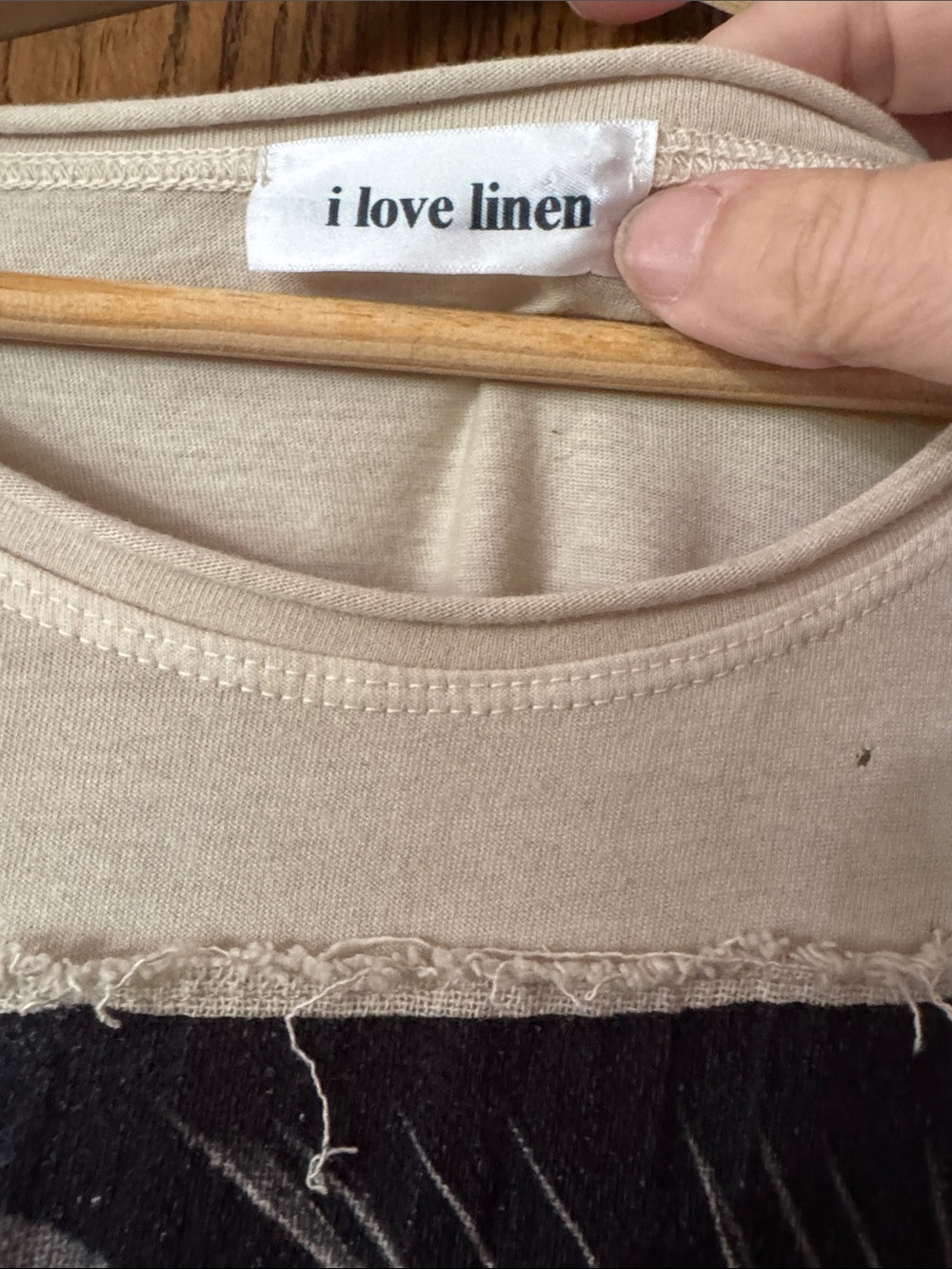 Boho Graphic Native Chief Print Tee in Cream and Black- Mediun - Picture 3 of 5